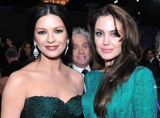 Catherine Zeta-Jones, Angelina Jolie, Michael Douglas, Photobomb Catherine Zeta-Jones, Angelina Jolie, Michael Douglas, Photobomb